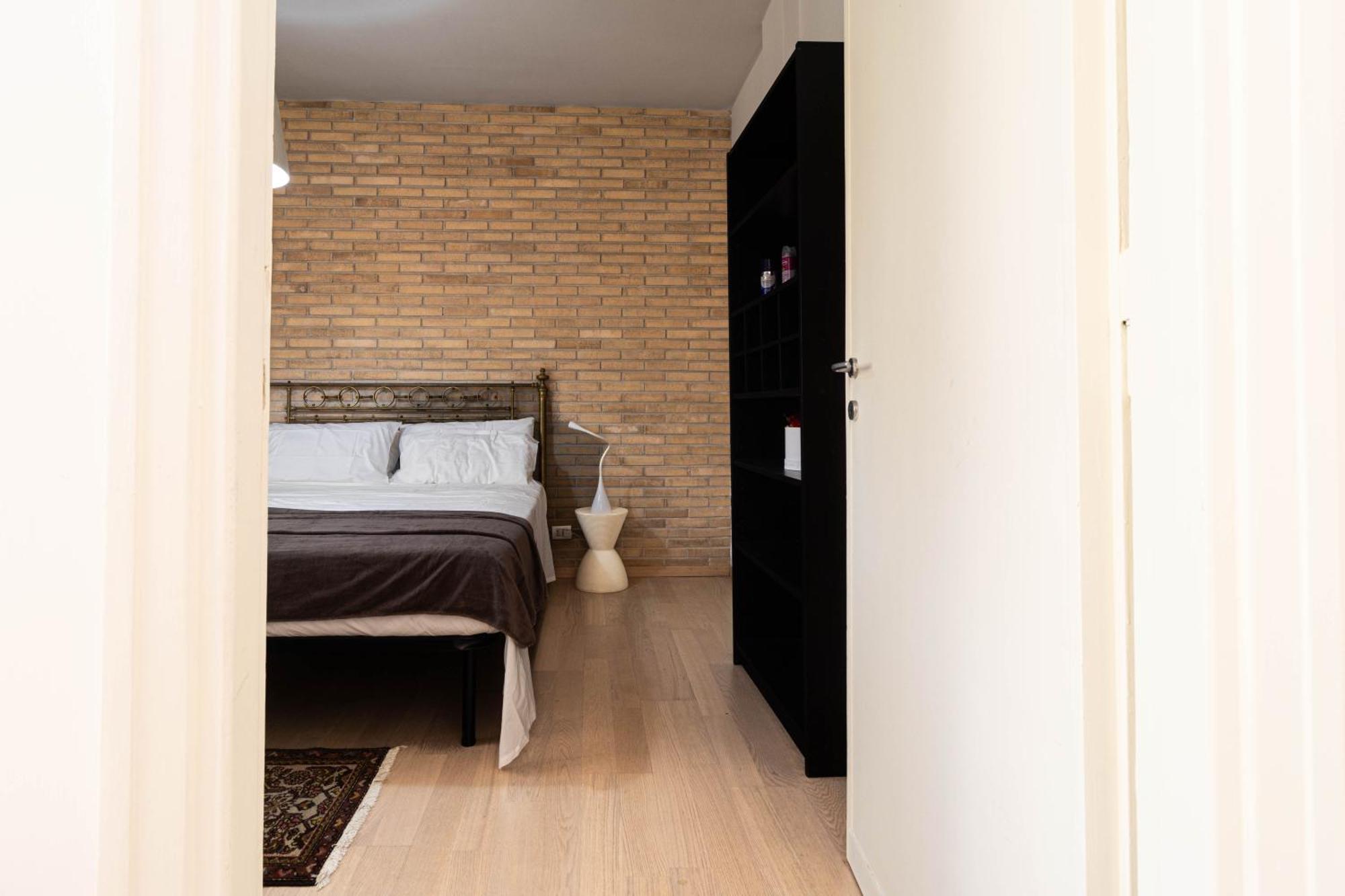 Centro * * * * *- S.croce In Gerusalemme Loft Apartment Rom