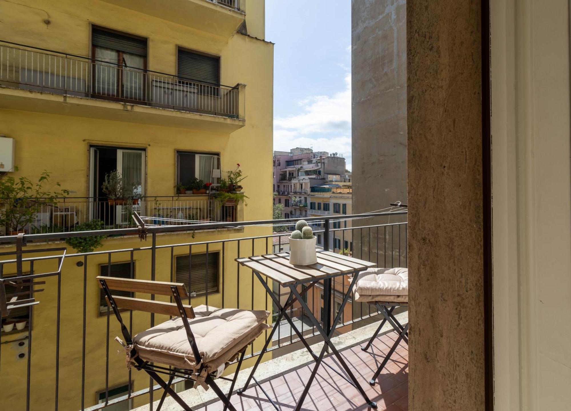 Centro * * * * *- S.croce In Gerusalemme Loft Appartamento *